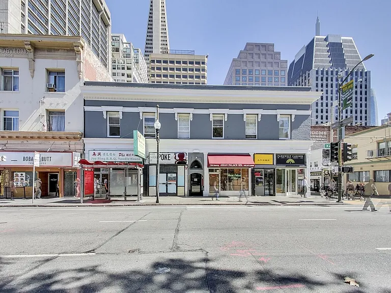 706 Kearny St