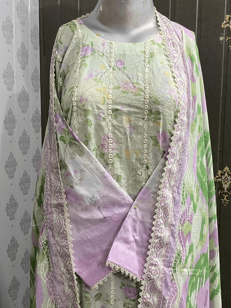 Lawn 3 PC Embroidered Suit