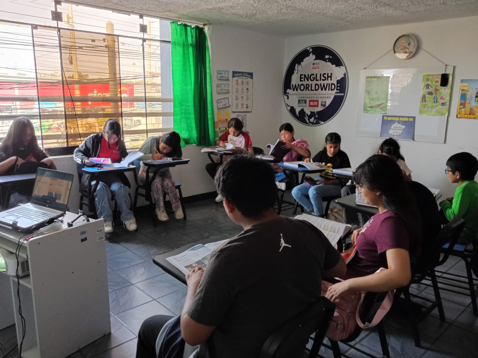 Clase de inglés - Actividades dinámicas