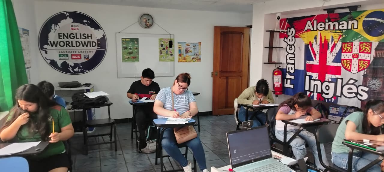 Clase de inglés - Aprendizaje interactivo