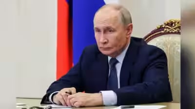 Putin Orders Three-Day Pause in Kyiv Strikes as US Envoys Reach Moscow