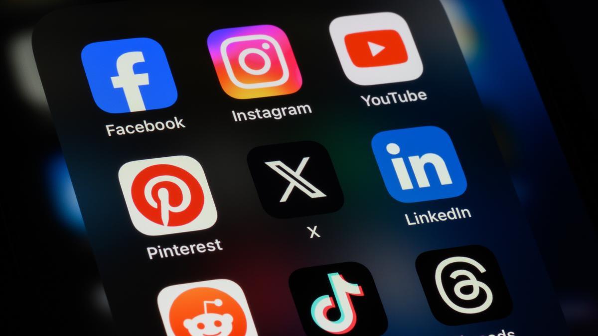 Tamil Nadu Cyber Crime Wing Faces Criticism Over Notice Seeking Suspension of X Accounts
