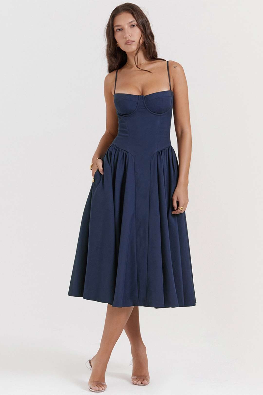 Sexy V-neck Suspender Midi-length Skirt With Slim Waist And Backless Dress.