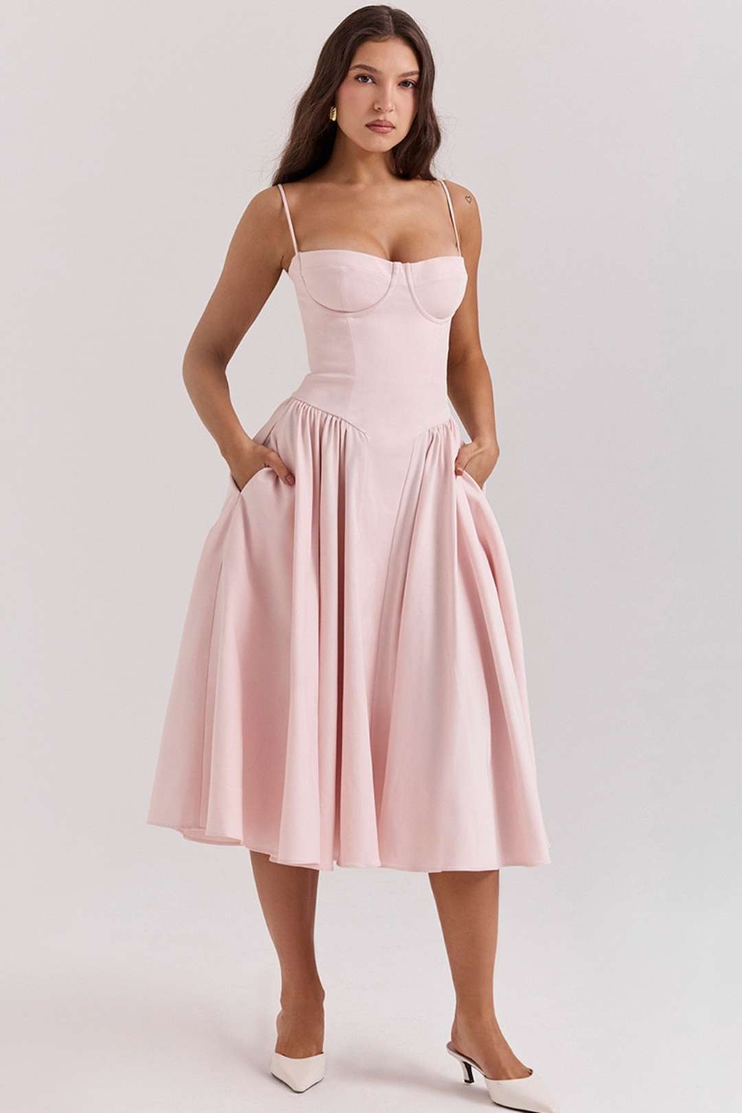 Sexy V-neck Suspender Midi-length Skirt With Slim Waist And Backless Dress.