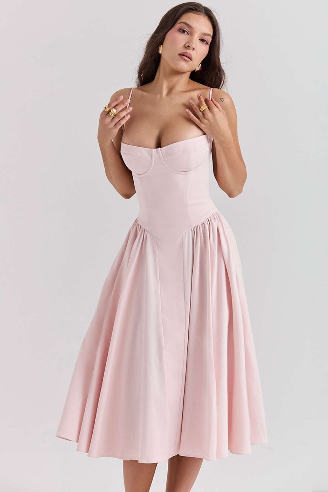 Sexy V-neck Suspender Midi-length Skirt With Slim Waist And Backless Dress.