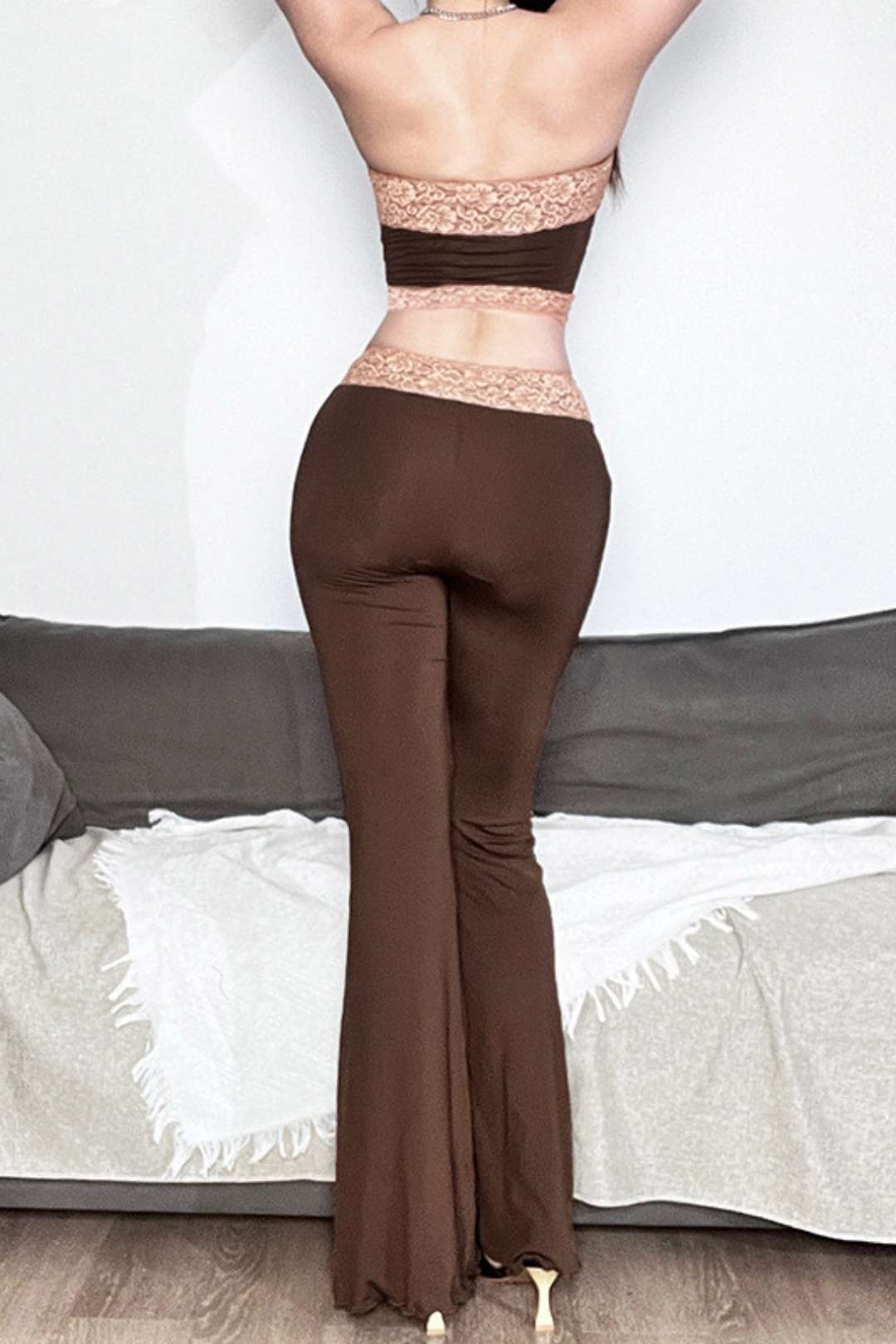 One-shoulder Slim-fitting Navel-baring Tube Top Low-waist Hip-lifting Bell-bottom Pants Suit