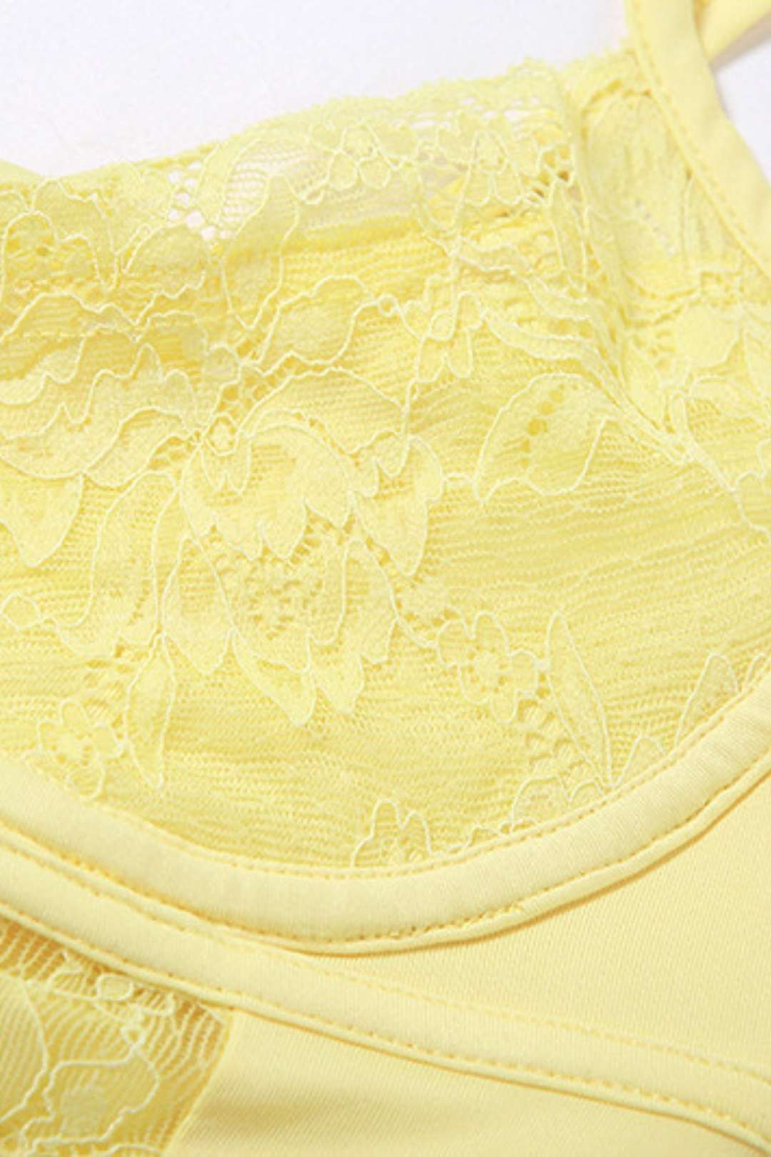 V-neck Backless Lace Slim Vest