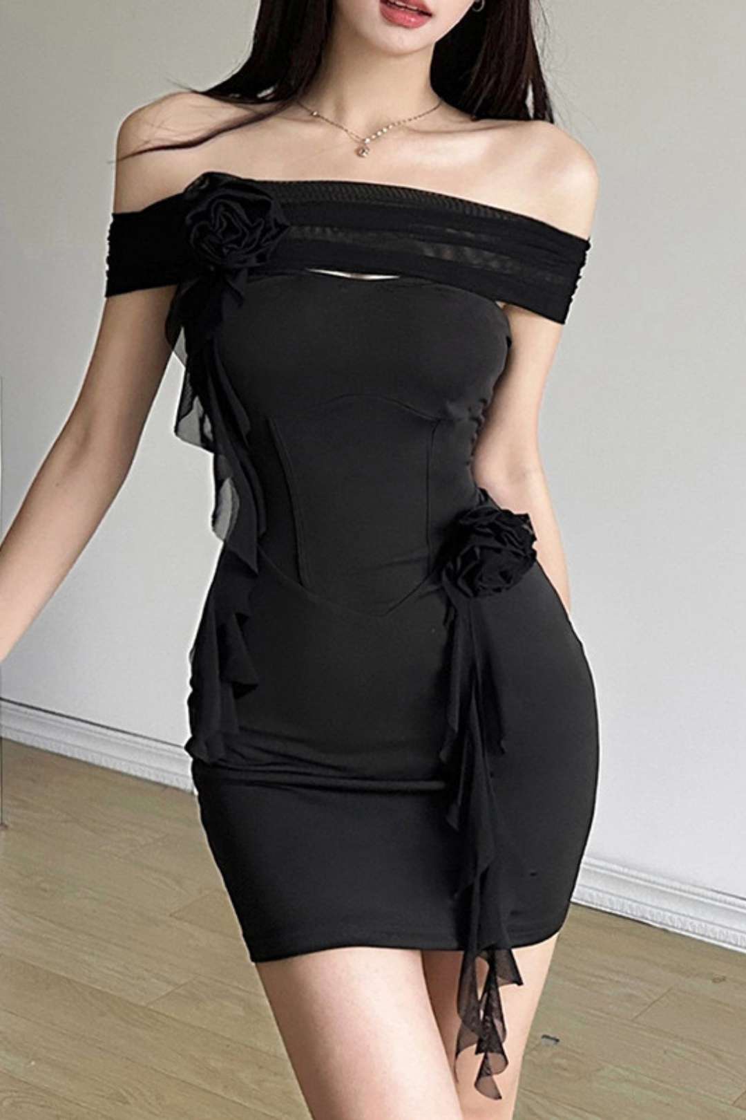 High Waist Fashionable One-line Collar Chest-wrapped Dress