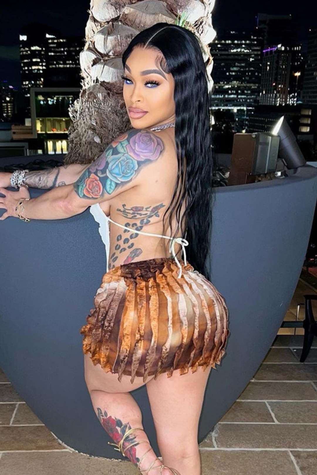 Halterneck Backless Straps And Suspenders Color Matching Sexy Short Skirt Two-piece Set