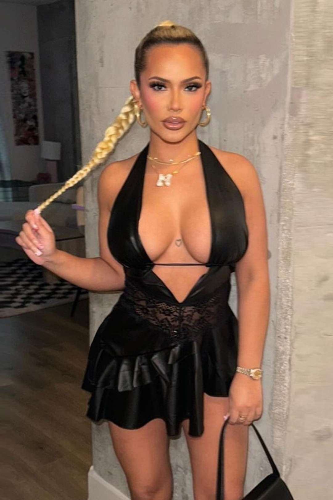 V Backless Tie Fashion Sexy Lace Splicing Halter Neck Dress