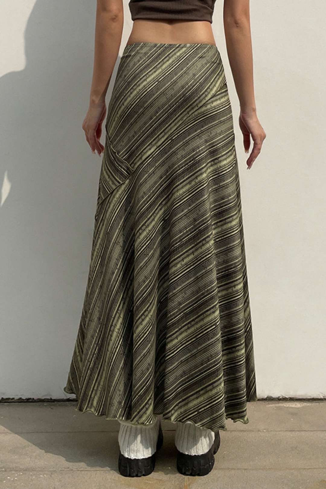 Retro Printed Irregular Pleated Lace Skirt,