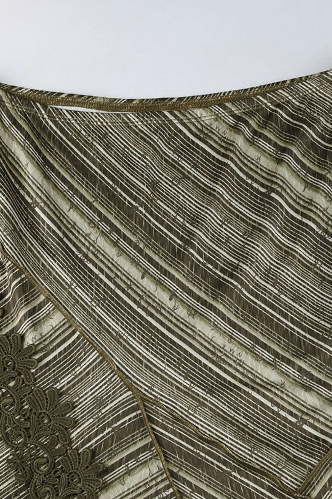 Retro Printed Irregular Pleated Lace Skirt,