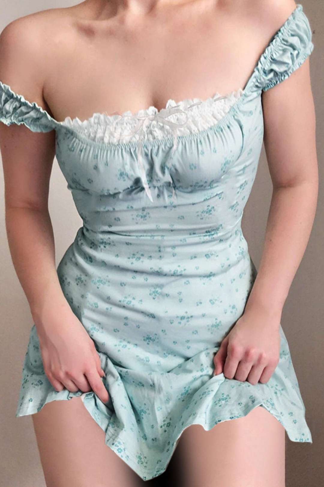 Temperament Style Floral Suspender Lace Dress