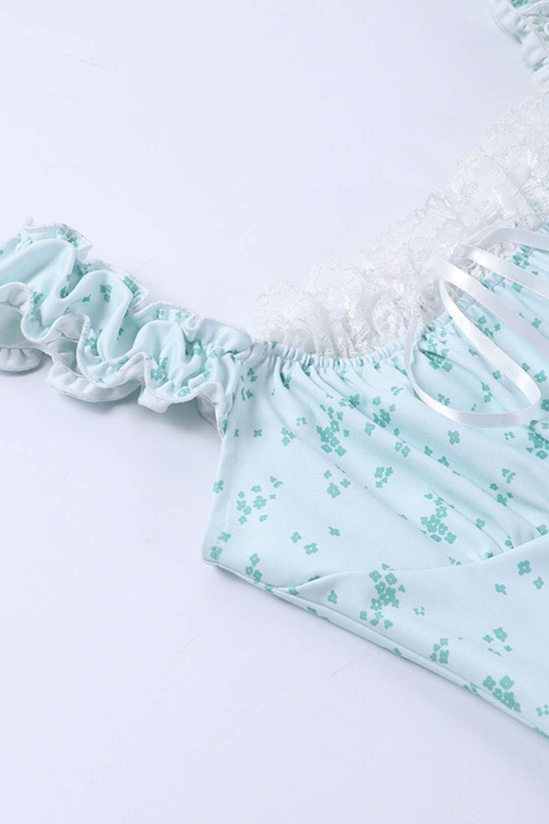 Temperament Style Floral Suspender Lace Dress