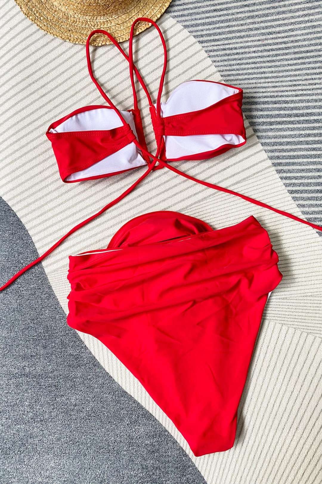 Sexy Three-dimensional Flower Split Swimsuit