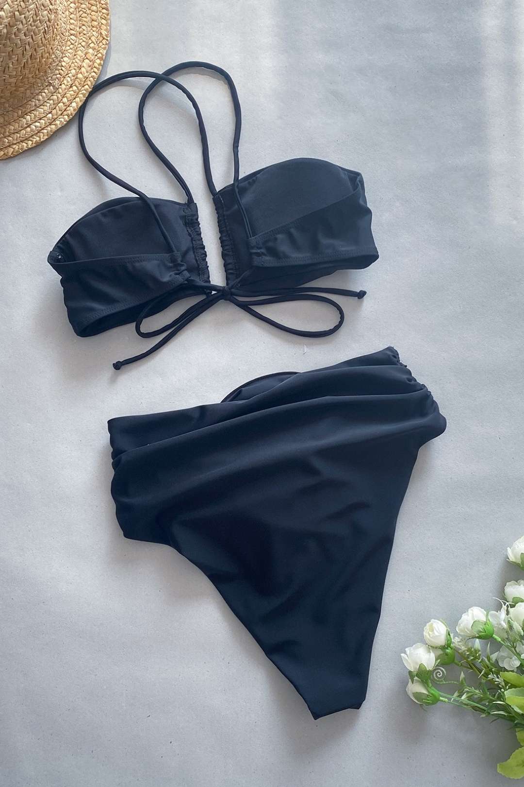 Sexy Three-dimensional Flower Split Swimsuit