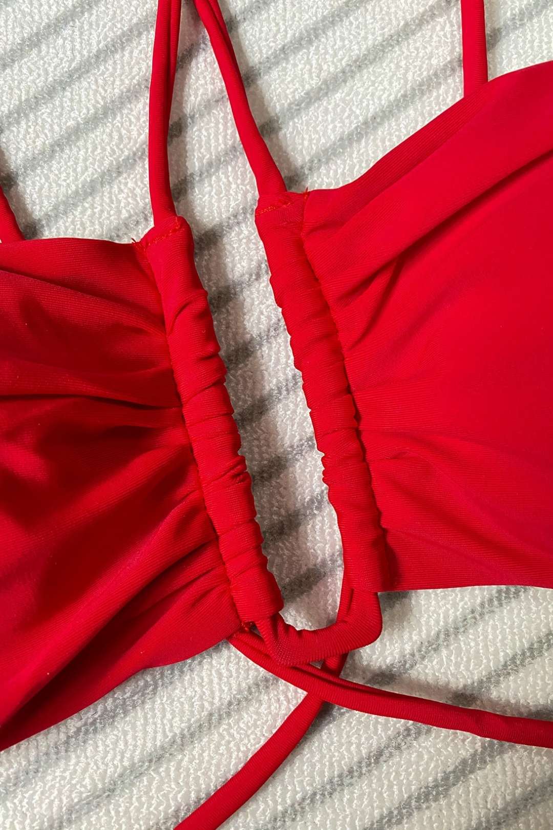 Sexy Three-dimensional Flower Split Swimsuit