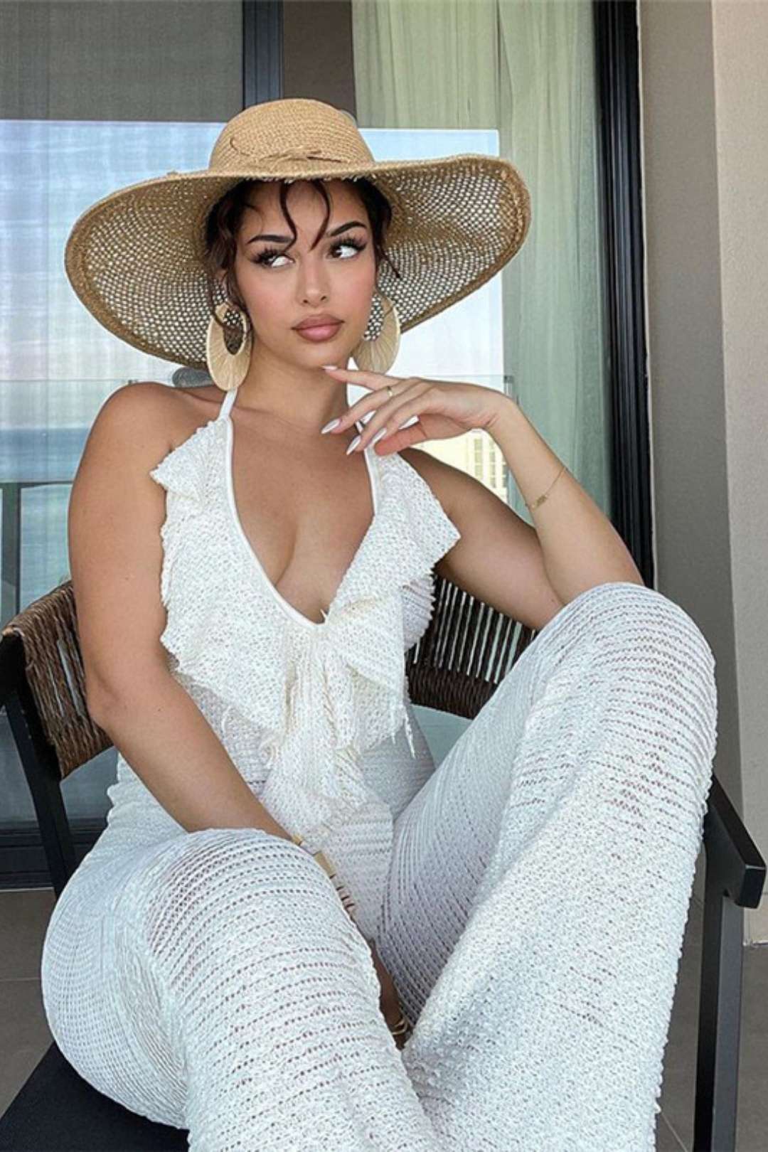 Backless Low-cut Tight Tie Halterneck Jumpsuit