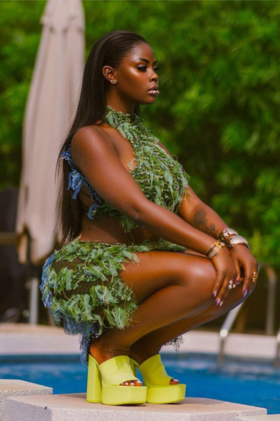 Sleeveless Halter Neck Covered Skirt Suit