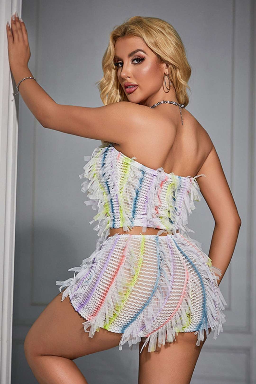 Sexy Sleeveless Tube Top Top Hip-covering Slim Shorts Two-piece Suit