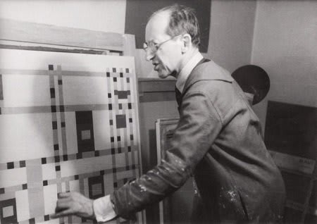 Piet Mondrian em seu ateliê em 1944 em Manhattan - Foto de Fritz Glarner