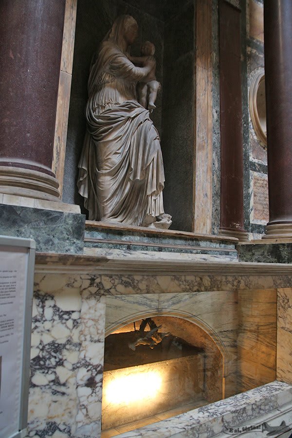 Rafael Sanzio - Túmulo de Rafael