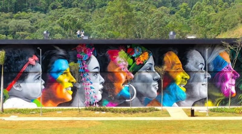A linha da vida: Este é mural de 600 metros quadrados realizado em dezembro de 2020 no quilômetro 44 da Rodovia Castello Branco, em São Paulo. Declarou o artista sobre sua obra: Foi tão difícil 2020 que não paro de pensar sobre o tempo que perdemos. Não neste ano, por conta da pandemia — refiro-me ao tempo que já vínhamos perdendo antes, por não darmos o devido valor à família, aos amigos, aos nossos próximos. A passagem nesta vida é breve, então eu quis passar esta mensagem. Vamos perdoar mais, abraçar mais e, principalmente, respeitar mais.”