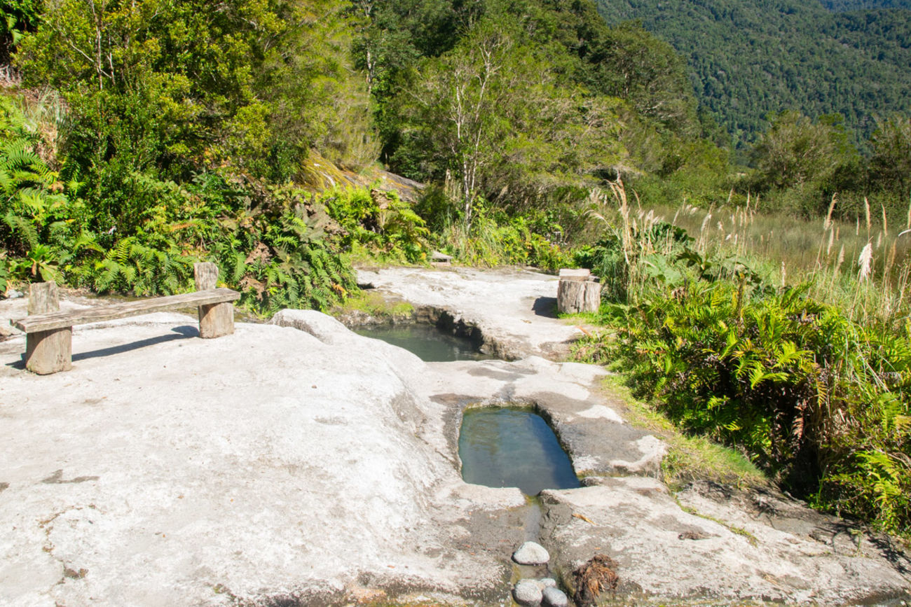 Pozones de las Termas de Cahuelmó