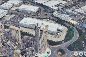 نمای بیرونی ساختمان