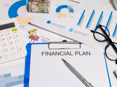 💰 اهمیت برنامه‌ریزی مالی پیش از خرید یک کسب‌وکار در بریتانیا