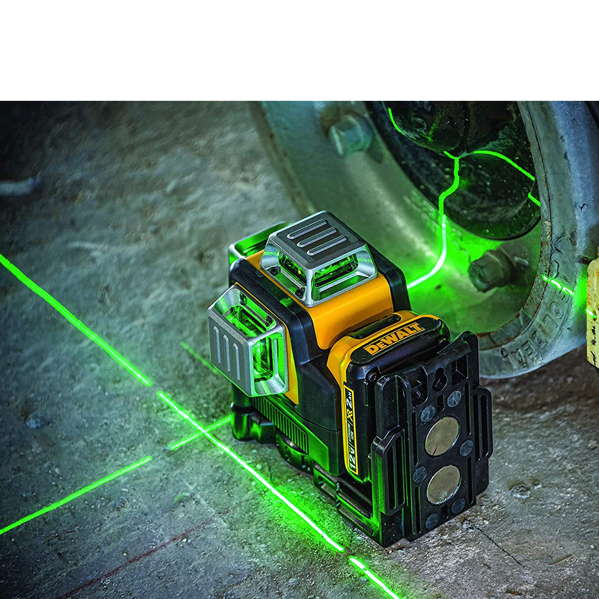 DeWalt 12V Max 3 x 360 Green Laser | Contractors Direct
