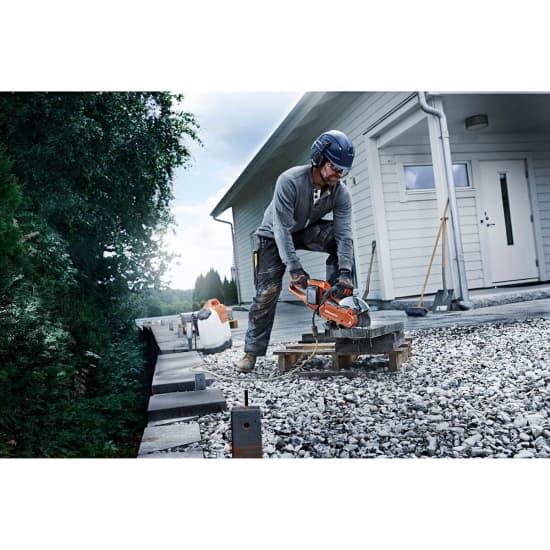 Cutting Brick and Block with Husqvarna K535i Cut Off Saw