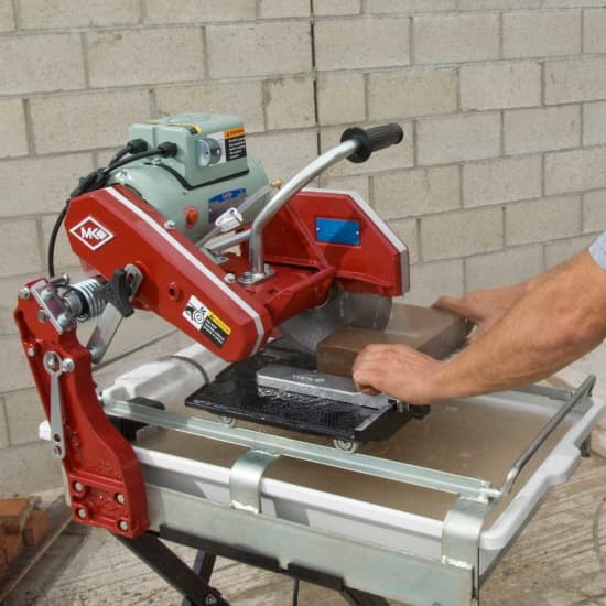 MK-1080 Masonry Saw Cutting Brick