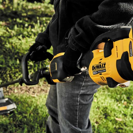 DeWalt 60V Max 17 Brushless Attachment Capable String Trimmer Kit D&B  Supply