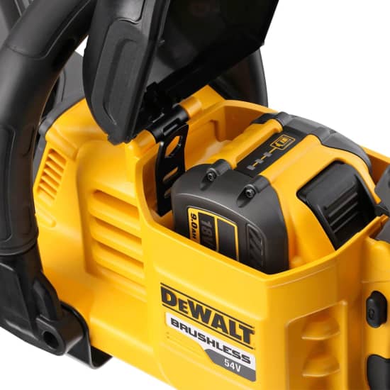 DCS690B Dewalt FlexVolt 9" Brushless Cut-Off Saw Latched and sealed battery box provides protection from harsh jobsite conditions