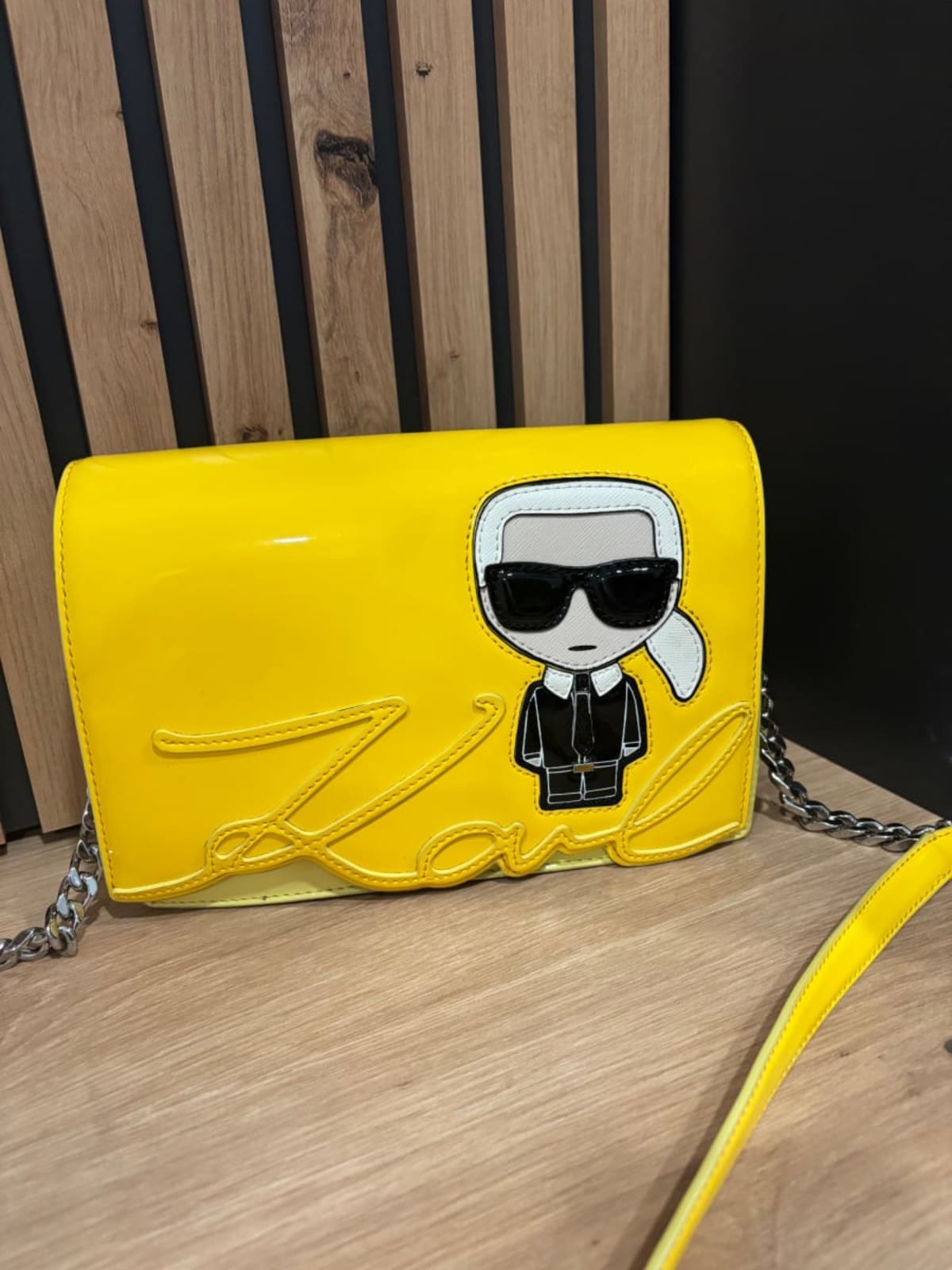 Žltá kabelka Karl Lagerfeld — 1