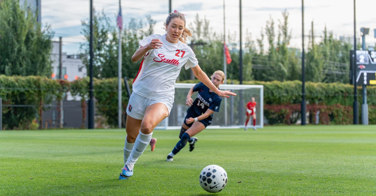 Everett sports photographer: action photo 18 from Seattle University vs. Gonzaga