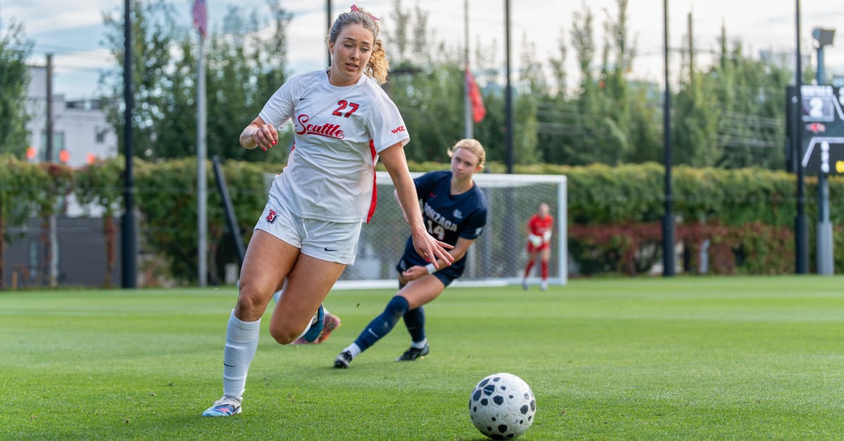 Everett sports photographer: action photo 19 from Seattle University vs. Gonzaga