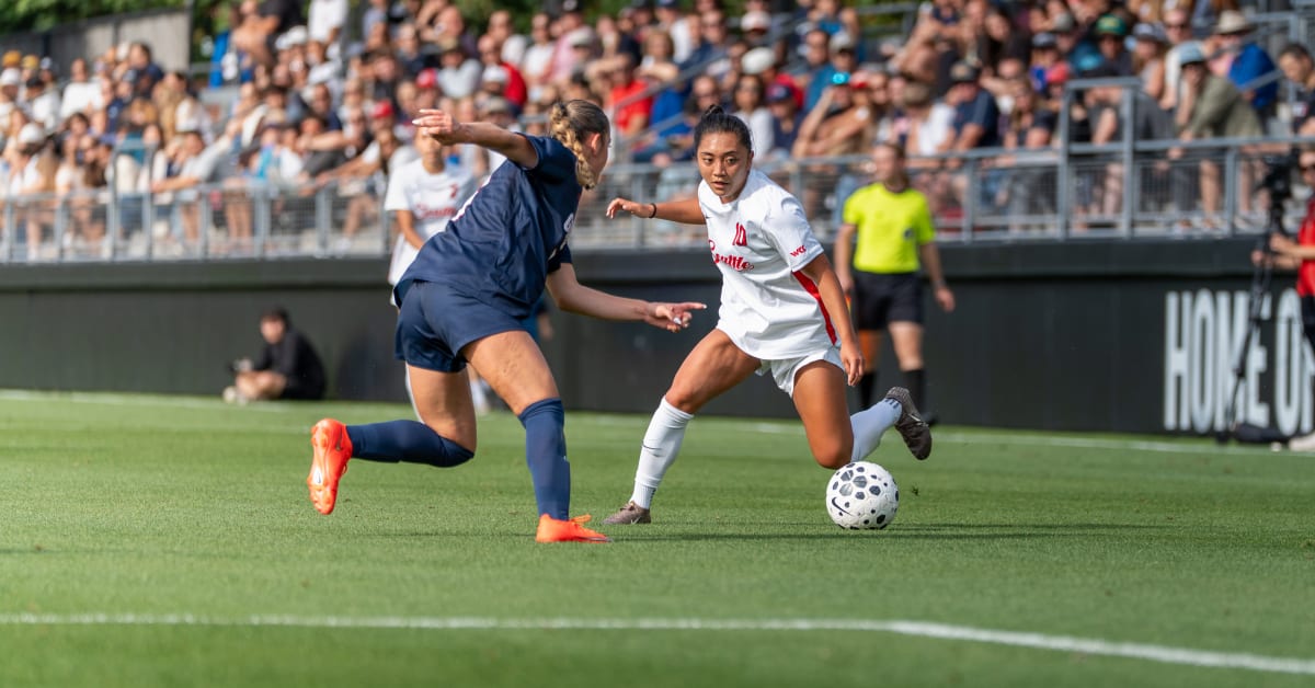 Everett sports photographer: action photo 22 from Seattle University vs. Gonzaga