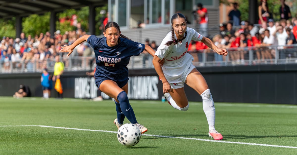 Everett sports photographer: action photo 10 from Seattle University vs. Gonzaga