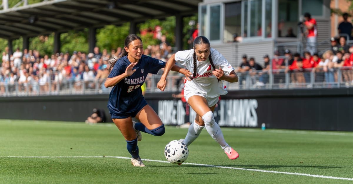 Everett sports photographer: action photo 14 from Seattle University vs. Gonzaga