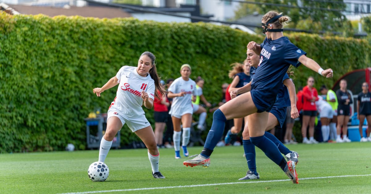 Everett sports photographer: action photo 9 from Seattle University vs. Gonzaga