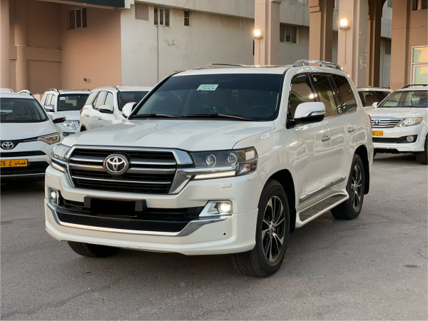 Toyota Land Cruiser 2020