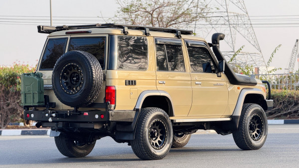 Toyota Land Cruiser Hardtop 2020