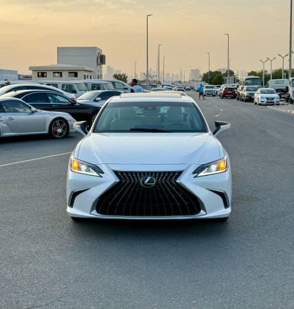 Lexus Es 300 2024