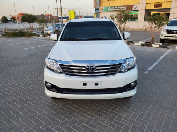 Toyota Fortuner 2012