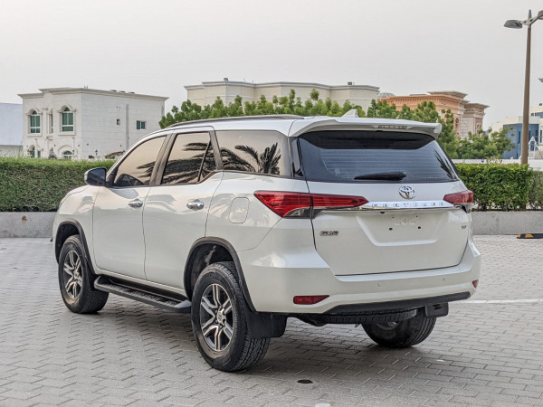 Toyota Fortuner 2016
