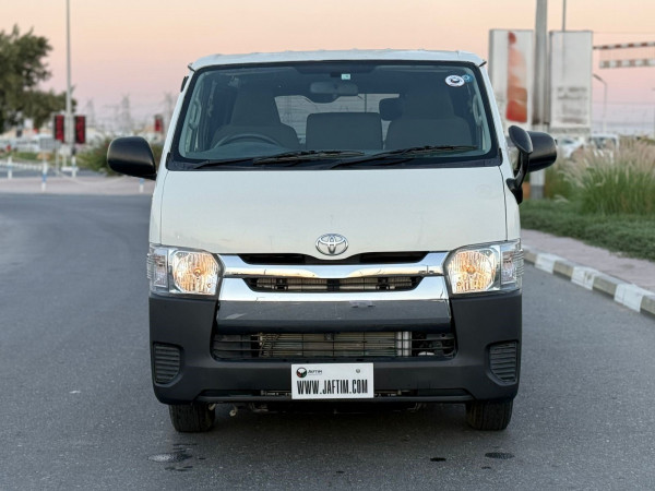 Toyota Hiace 2019
