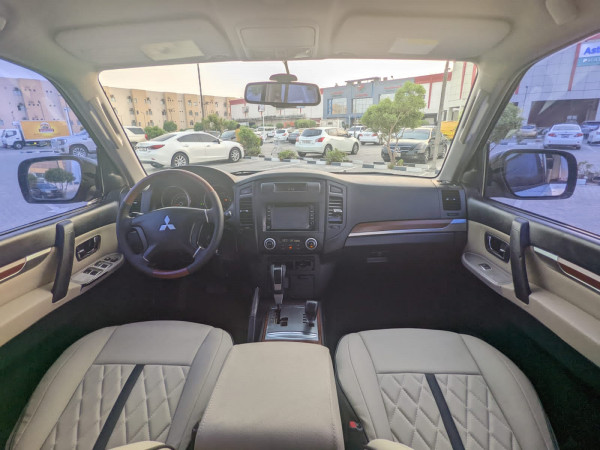 Mitsubishi Pajero 2008