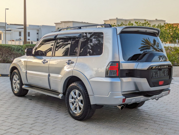 Mitsubishi Pajero 2018